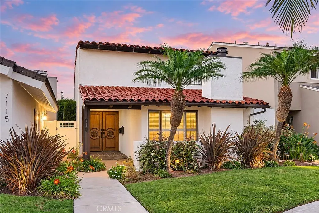 Property Photo:  7119 Island Village Drive  CA 90803 