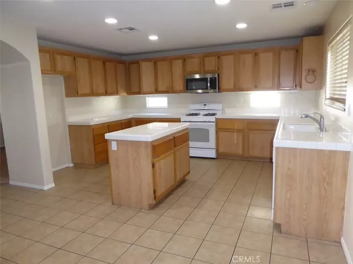 Property Photo:  9390 Dragon Tree  CA 92344 