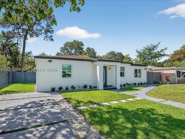 Property Photo:  1010 NE 138th St 1  FL 33161 