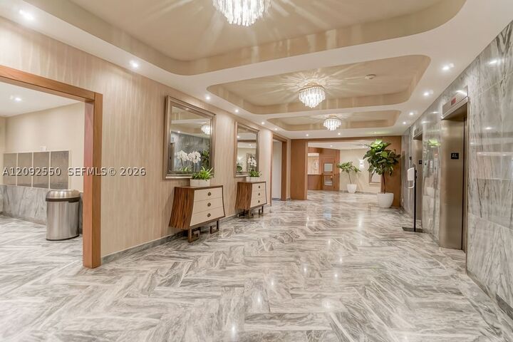 Property Photo: 5401 E Collins Ave 601 FL 33140