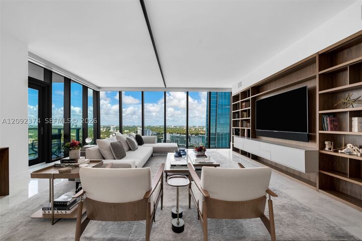 Property Photo:  1451 Brickell Ave 2803  FL 33131 