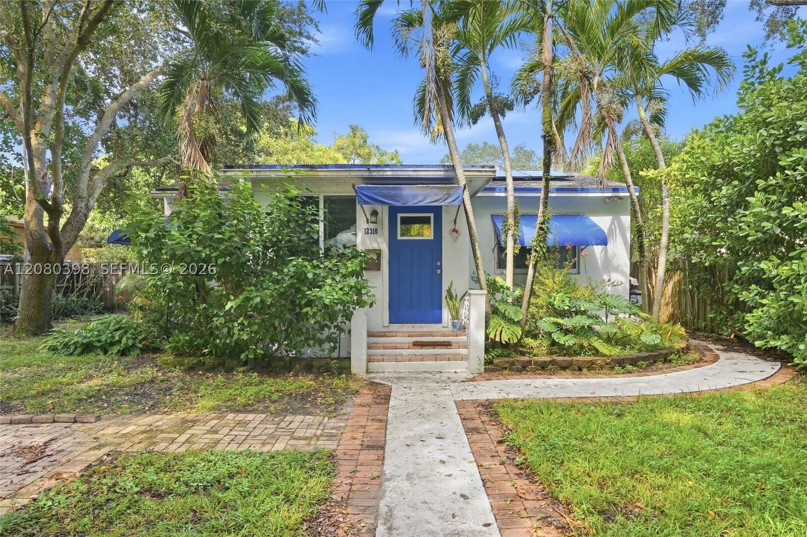 Property Photo: 12310 NE 12th Ct FL 33161