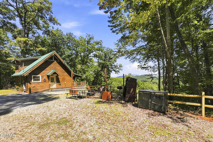 Property Photo: 4361 Oakland Way TN 37862