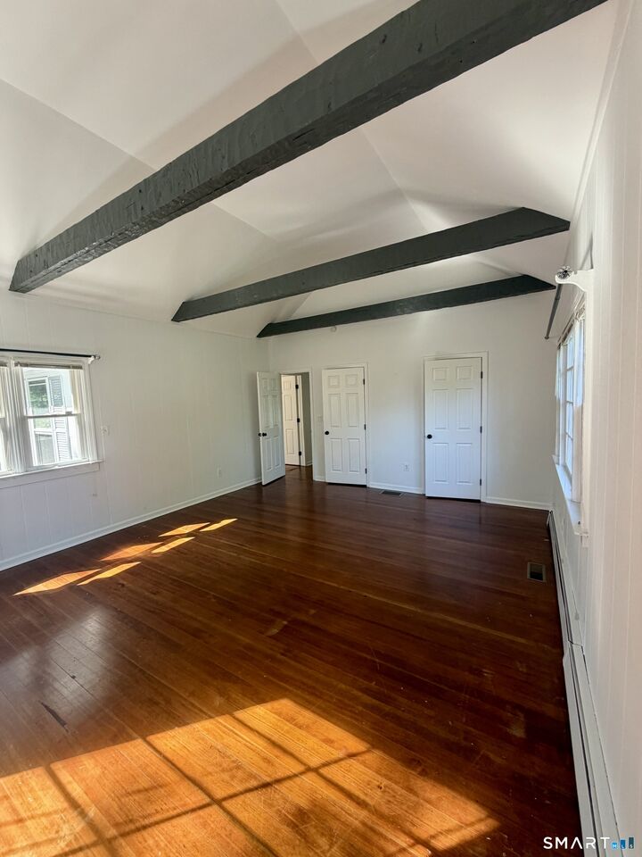 Property Photo:  28 Treadwell Avenue  CT 06880 