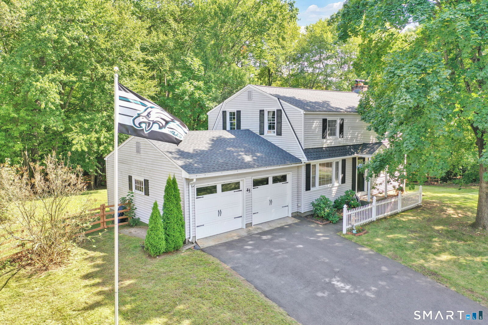 Property Photo:  45 Colonial Drive  CT 06082 