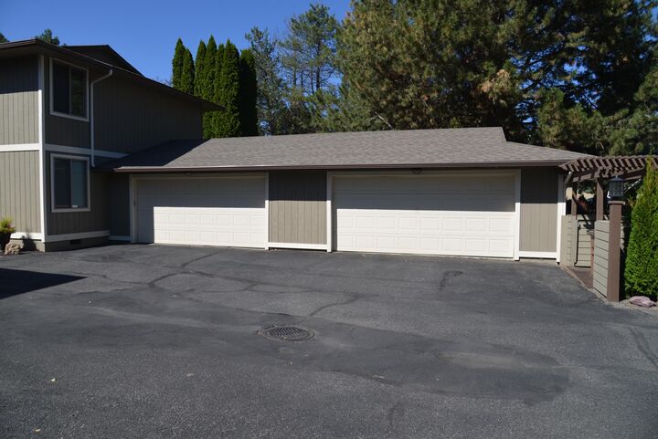 Property Photo:  4518 S Donald Ct 4520 S Donald Ct  WA 99223-4437 