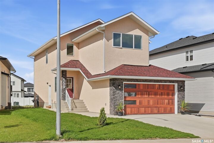Property Photo:  559 Kalra Street  SK S7W 1E7 