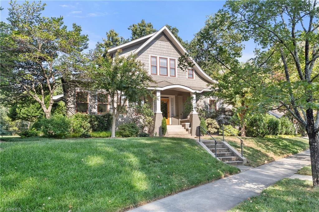 Property Photo: 2403 Buena Vista Road NC 27104