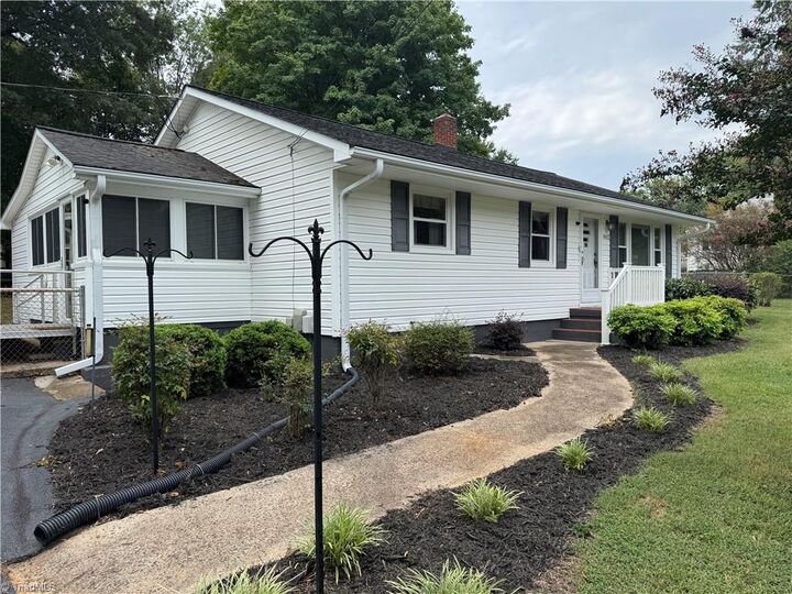 Property Photo: 902 Elmhurst Street NC 27127