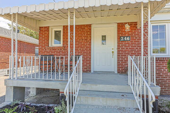 Property Photo: 246 Ellington Drive ON M1R 3Y4