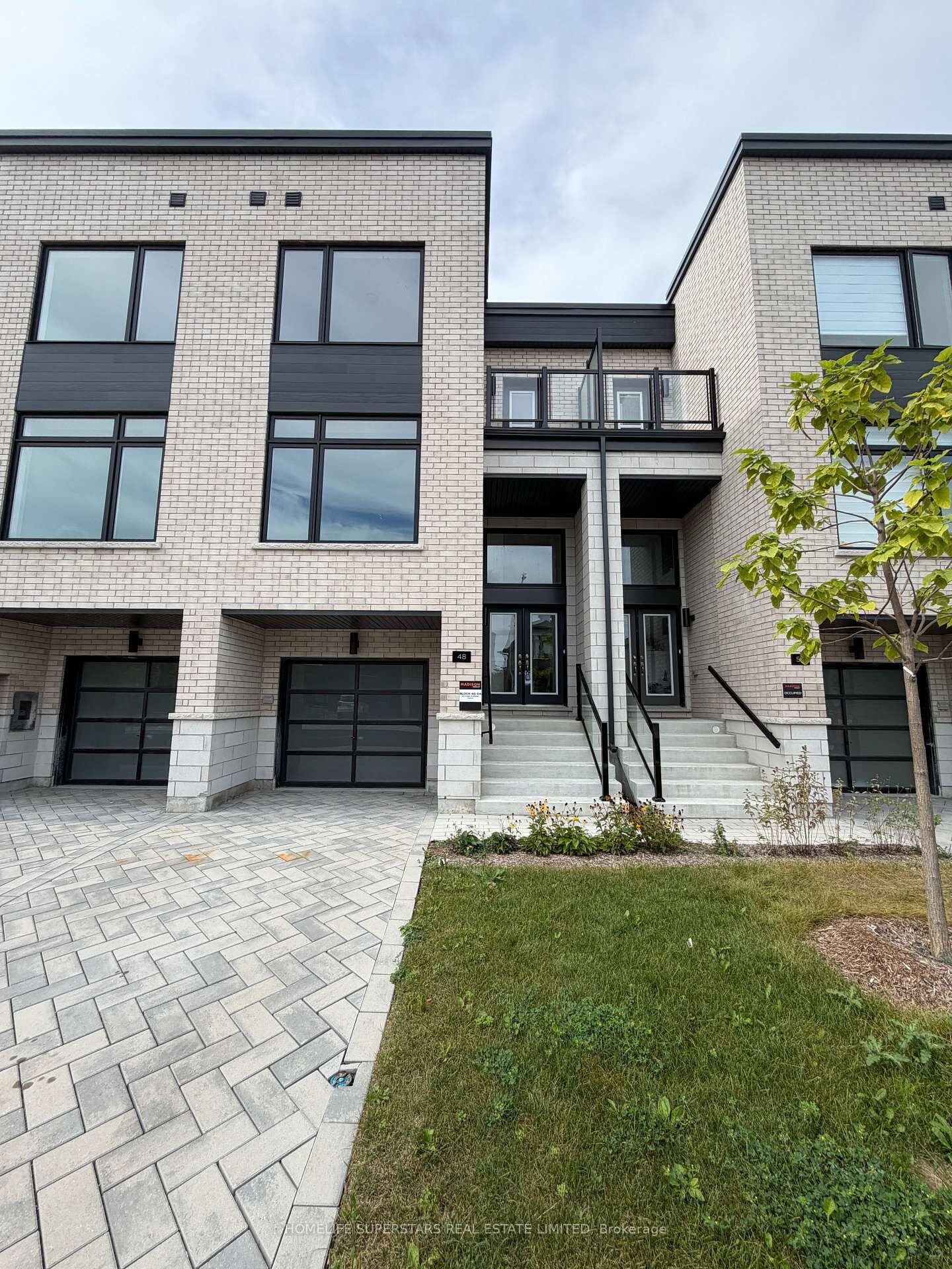 Property Photo:  48 Danielle Moore Circle  ON M1P 0G9 