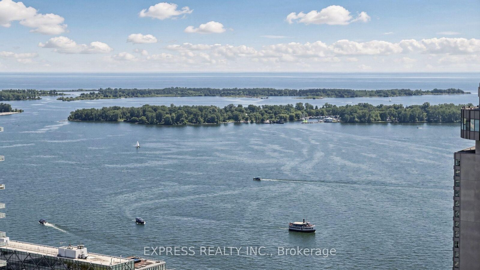Property Photo:  33 Bay Street 4207  ON M5J 2Z3 