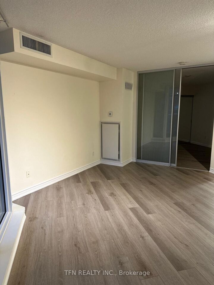 Property Photo: 111 Elizabeth Street ON M5G 1P7