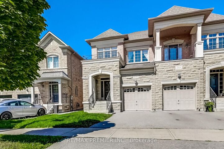 Property Photo:  246 Hansard Drive  ON L4H 0W1 