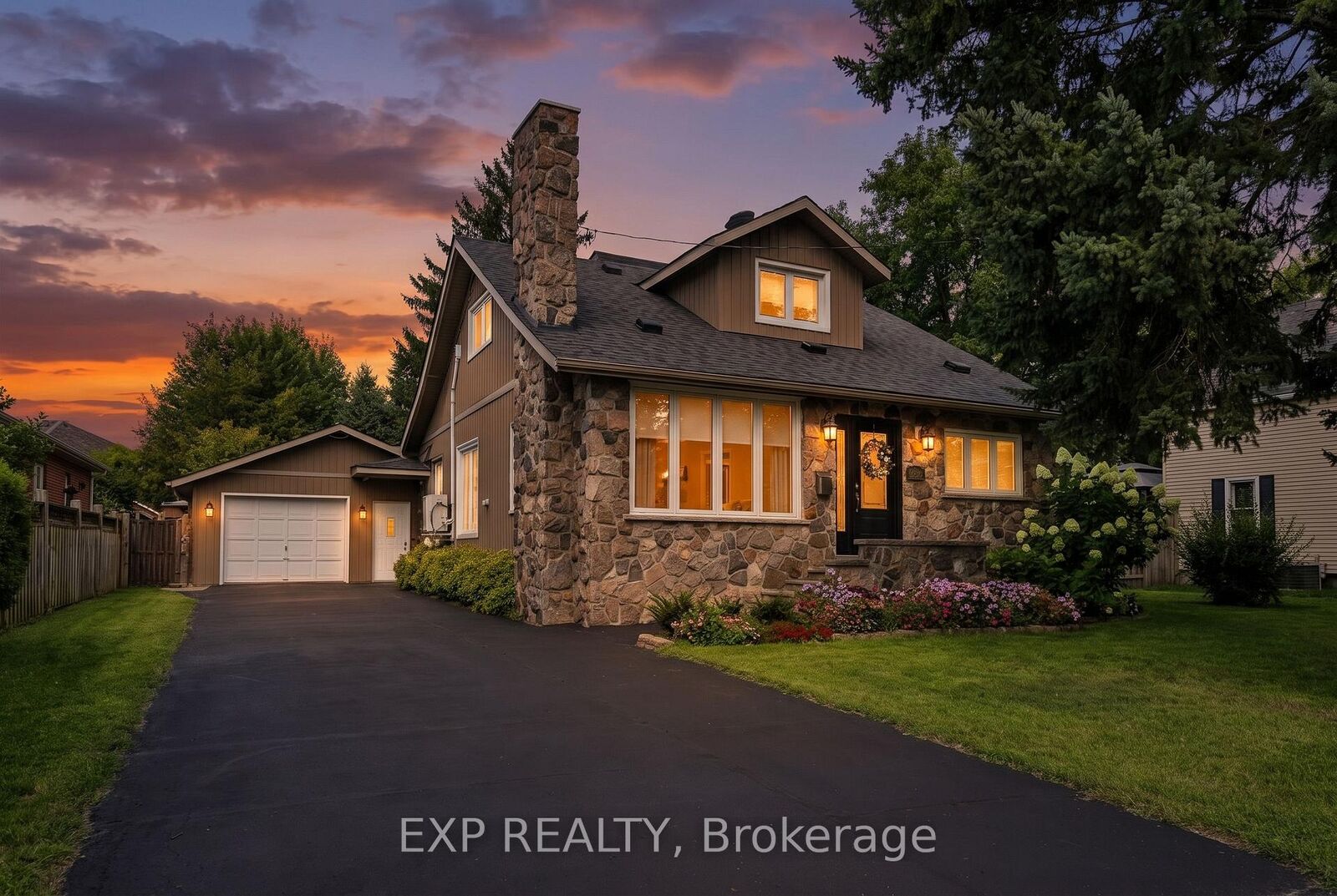 Property Photo:  2753 St Paul Avenue  ON L2J 2L3 