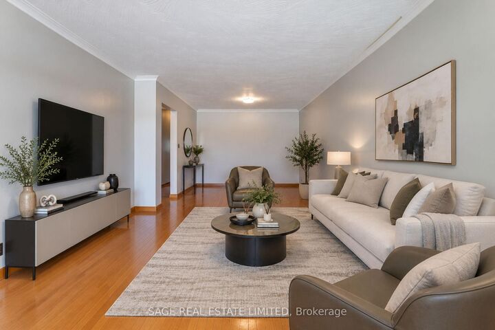 Property Photo:  21 Debby Court  ON M9N 2L7 