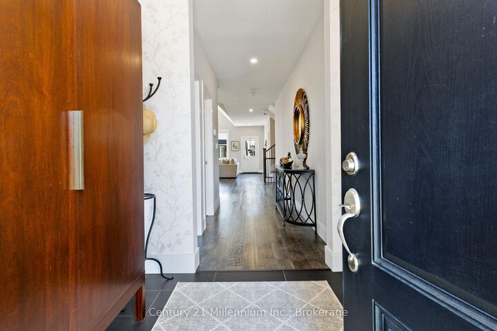 Property Photo:  341 Yellow Birch Crescent  ON L9Y 0Y5 