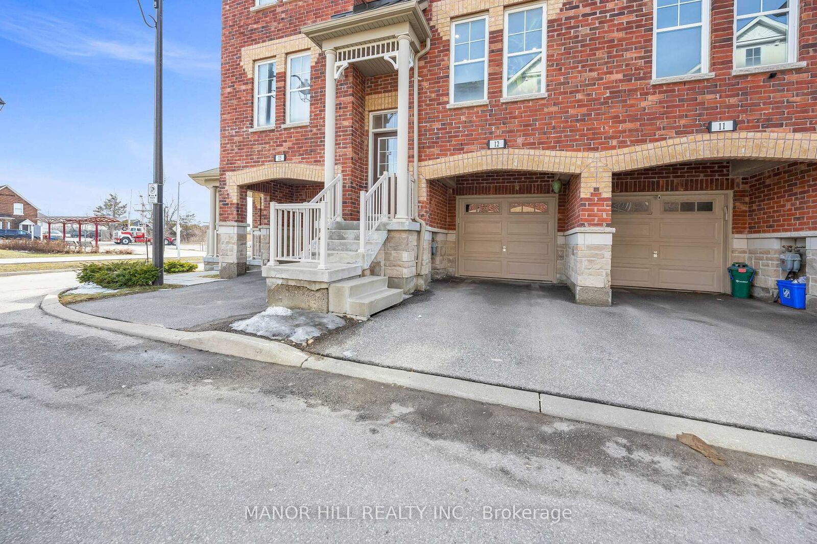 Property Photo:  10 Porter Avenue W 12  ON L4L 0H1 
