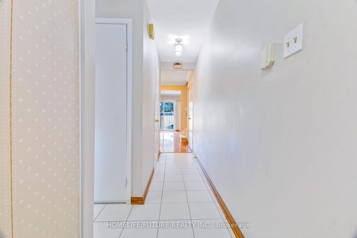Property Photo:  124 Dusay Place 174  ON M1W 2N2 