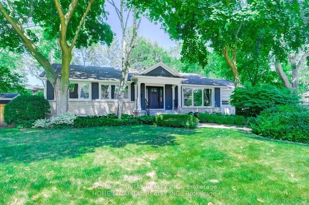 Property Photo:  2043 Malbrook Road  ON L6J 1Y8 