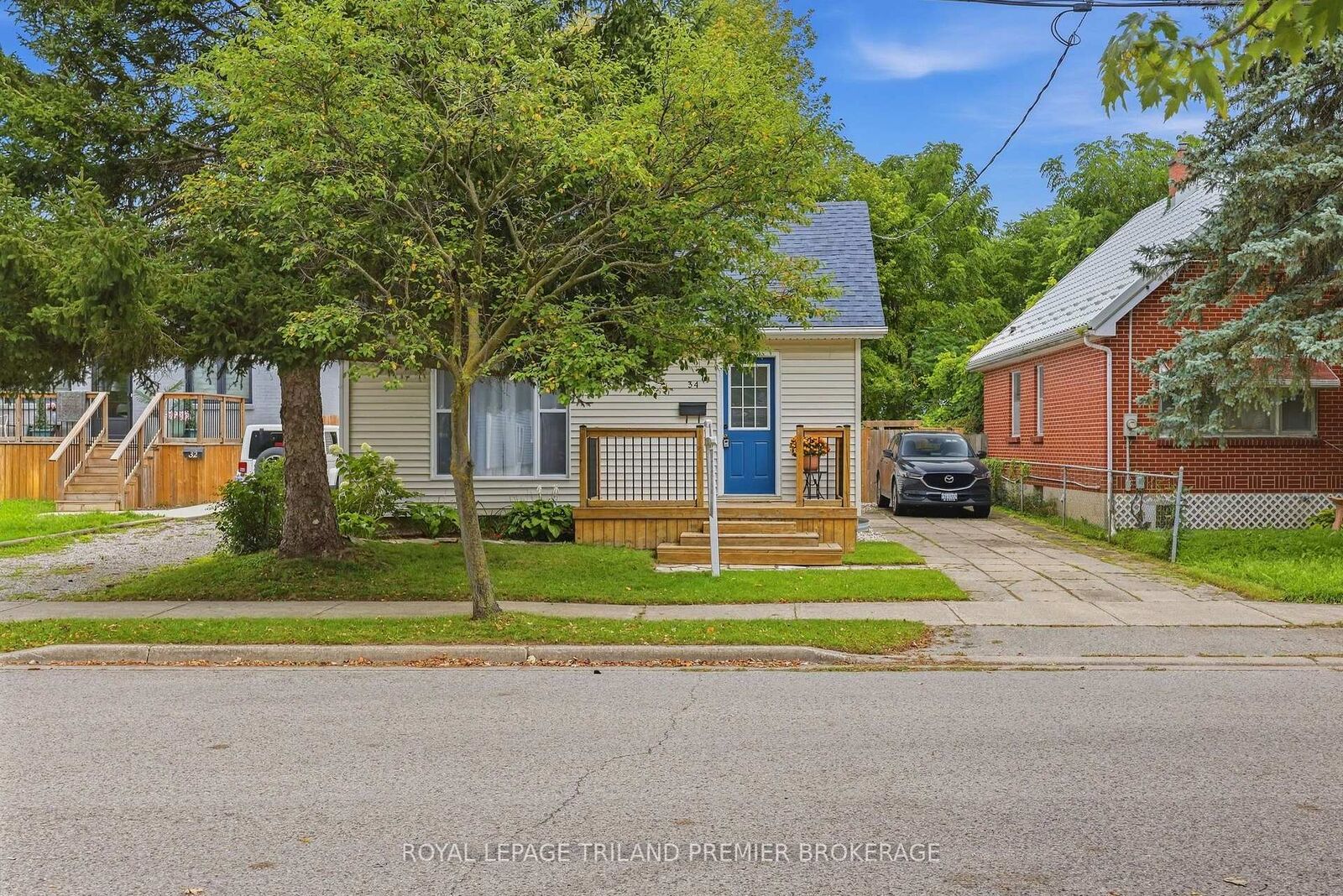 Property Photo:  34 Paddington Avenue  ON N6J 2S3 
