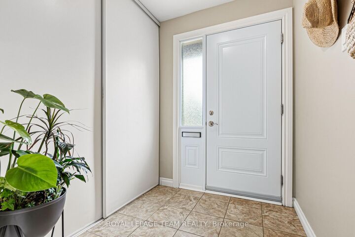 Property Photo:  82 McClintock Way 68  ON K2L 2A2 
