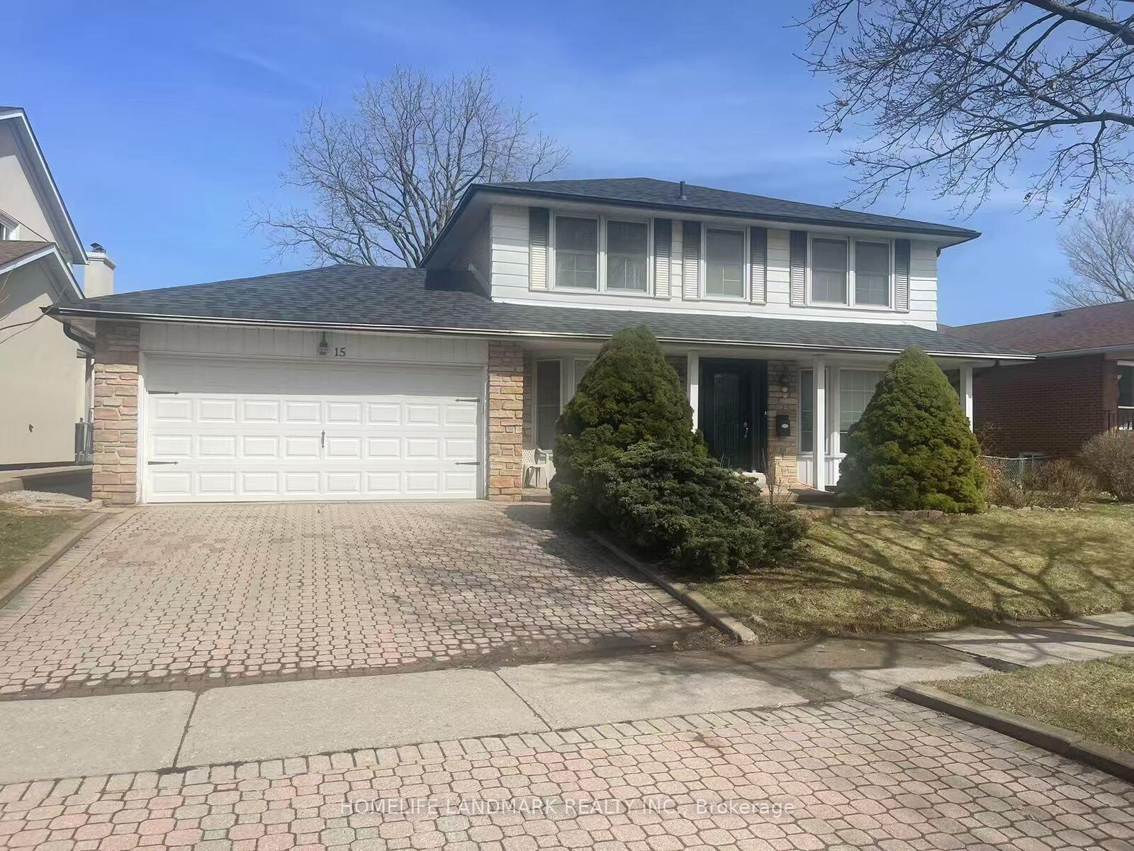 Property Photo:  15 Orangewood Crescent Upper  ON M1W 1C5 