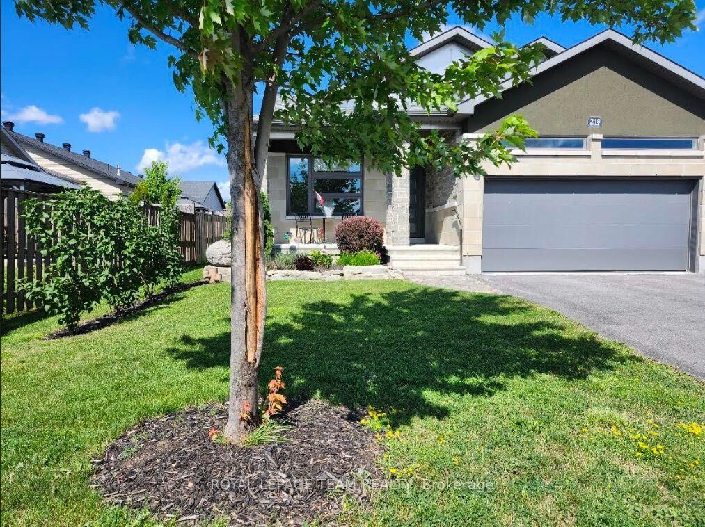 Property Photo:  219 McKenny Street  ON K0A 1A0 