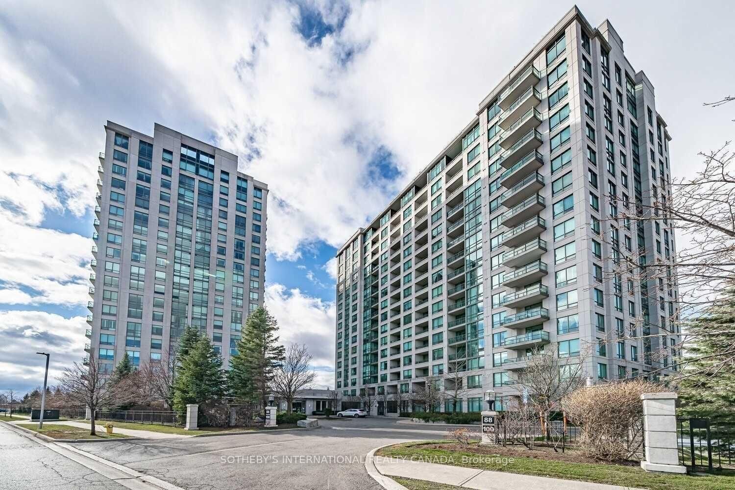 Property Photo: 100 Promenade Circle 1011 ON L4J 7W7