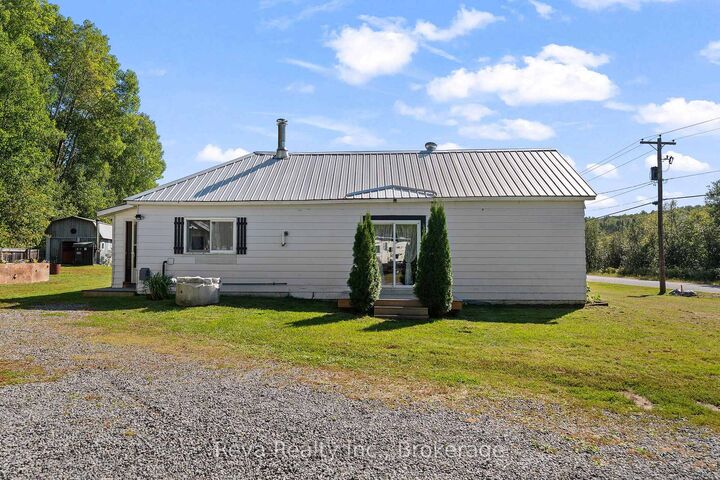 Property Photo:  834 Hybla Road  ON K0L 1C0 
