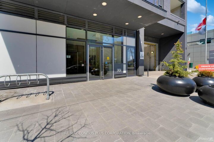 Property Photo:  203 Catherine Street W 805  ON K2P 1C3 