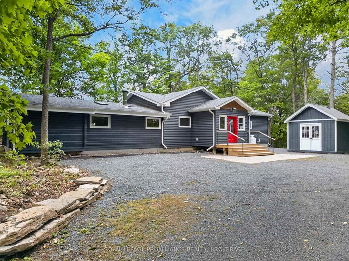 Property Photo:  1167 Desert Point Lane  ON K0H 1W0 
