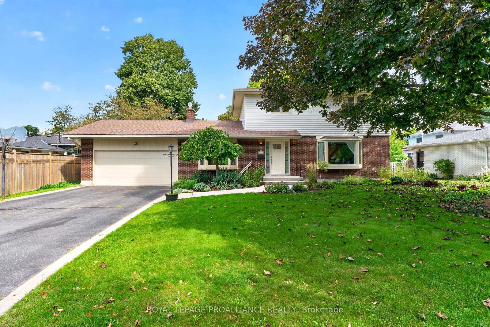 Property Photo: 241 Olympus Avenue ON K7M 5S3