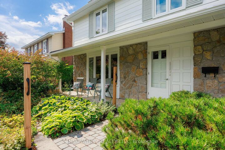 Property Photo:  10 Welkin Crescent  ON K2E 5M5 