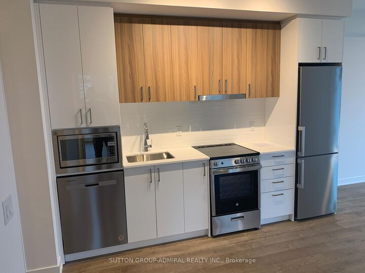 Property Photo:  50 Upper Mall Way 332  ON L4J 4P8 