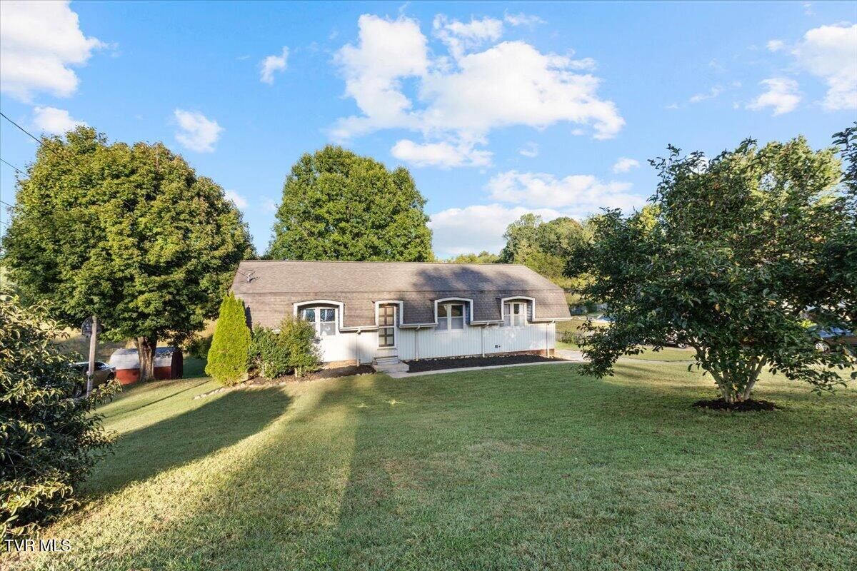 Property Photo:  1208 Bair Vette Avenue  TN 37604 