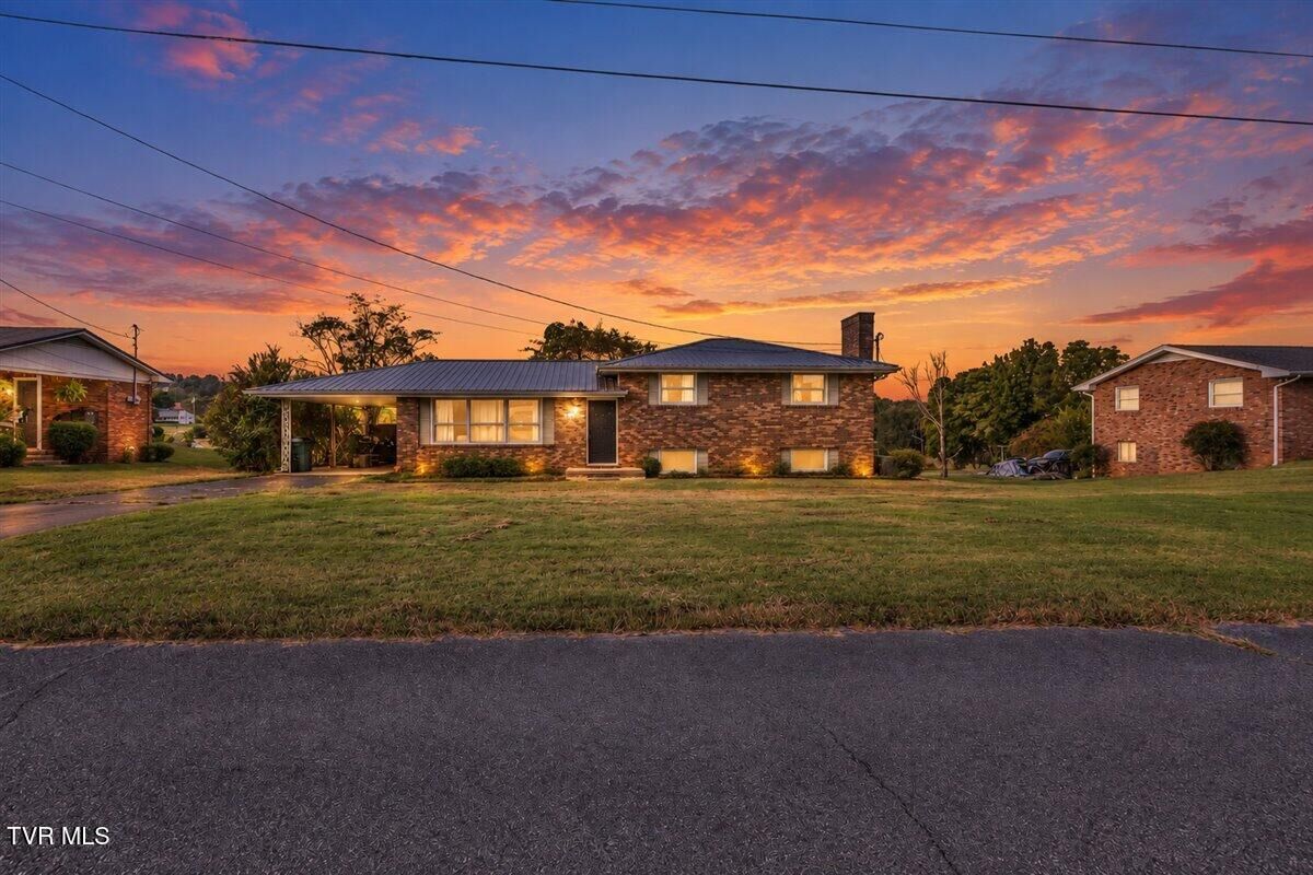 Property Photo:  535 Birch Street  TN 37642 