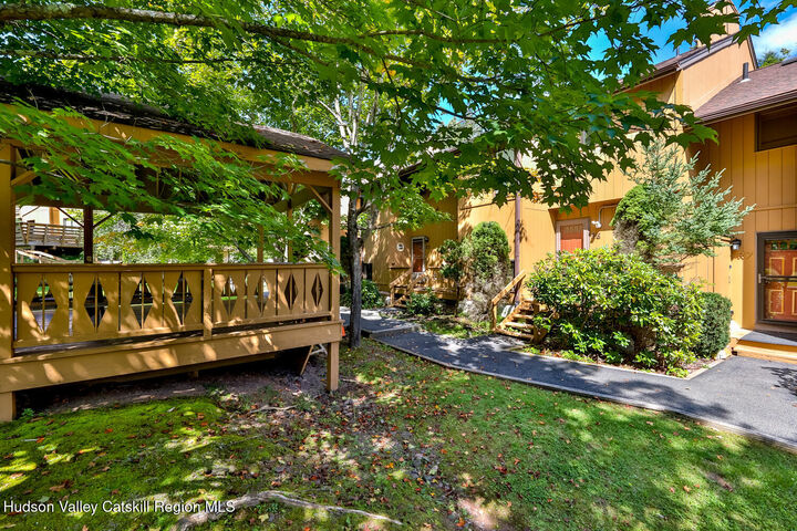 Property Photo:  134 Hunter  NY 12442 