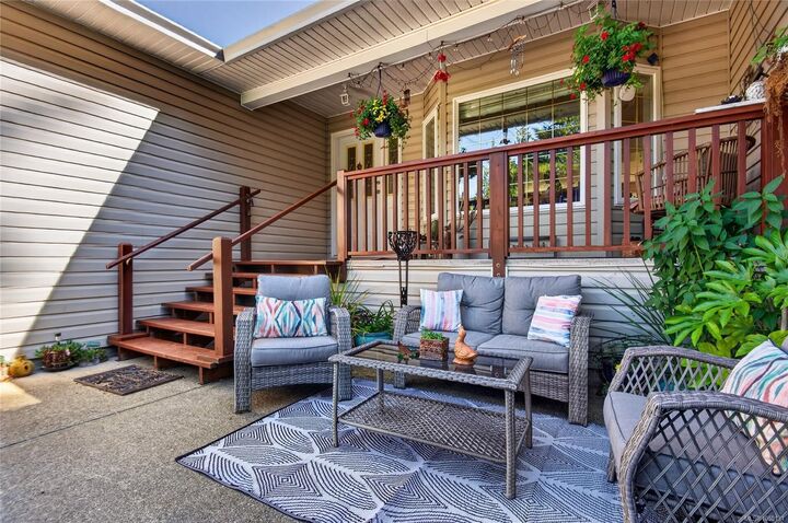 Property Photo:  429 Howes Rd  BC V0P 1R0 