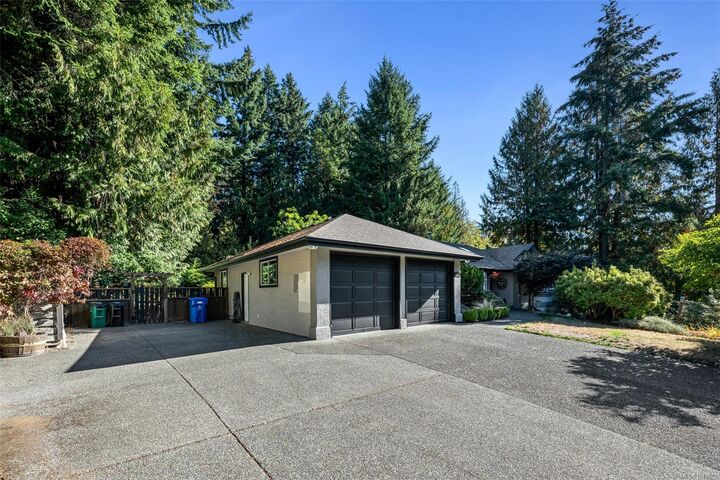 Property Photo:  2375 Damascus Rd  BC V8H 2E7 