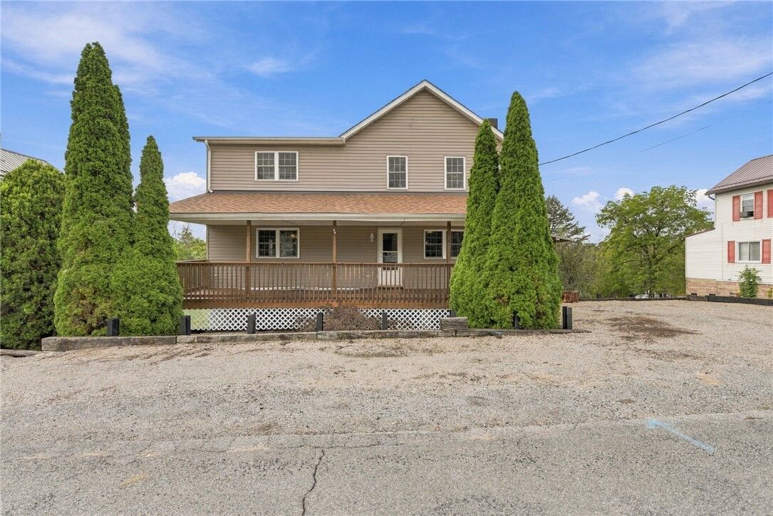 Property Photo: 739 White St PA 15681