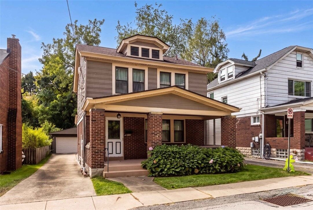 Property Photo: 908 Baldwin St PA 15234