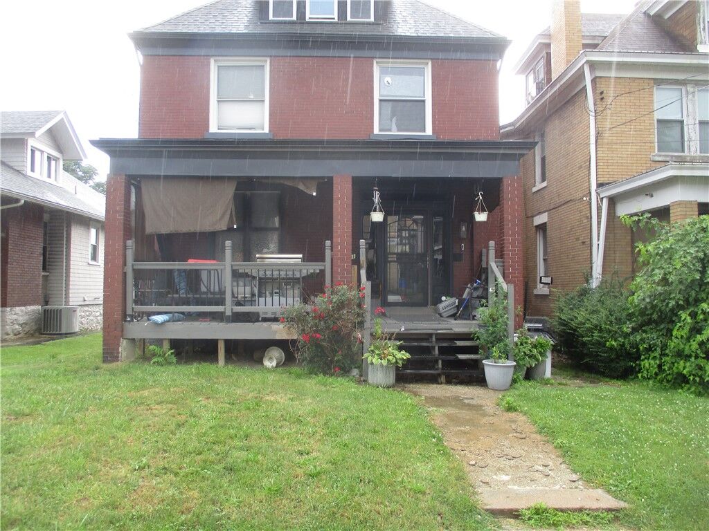 Property Photo:  31 Stowe St  PA 15205 