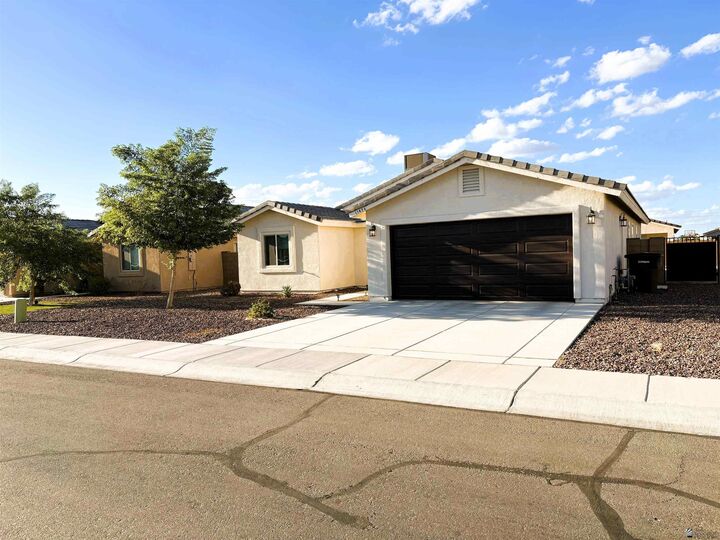 Property Photo:  11674 E 33 Ln  AZ 85367 