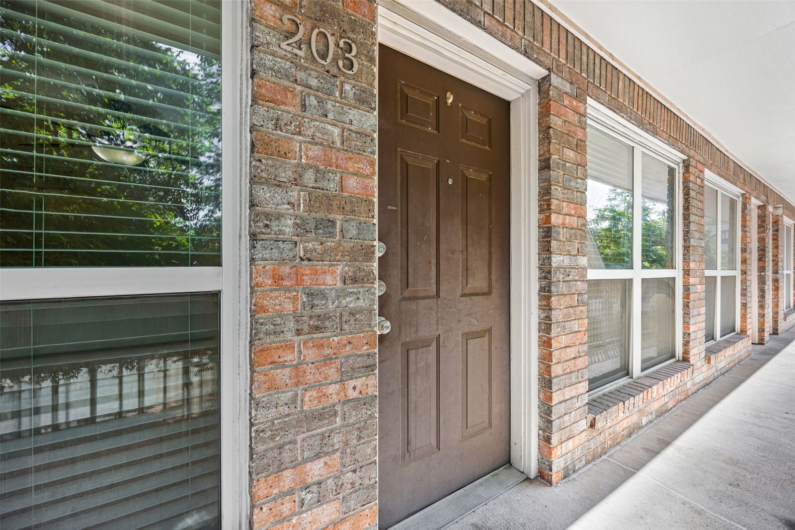 Property Photo: 2220 Leon Street 203 TX 78705