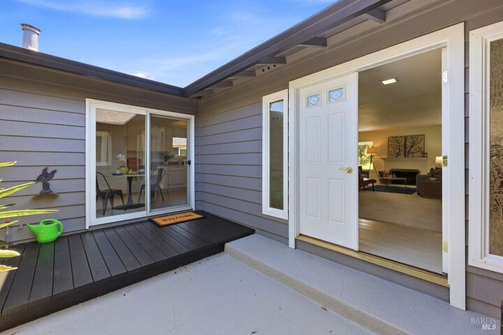 Property Photo: 283 Belhaven Circle CA 95409