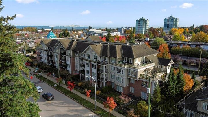 Property Photo:  14960 102A Avenue 304  BC V3R 6A3 