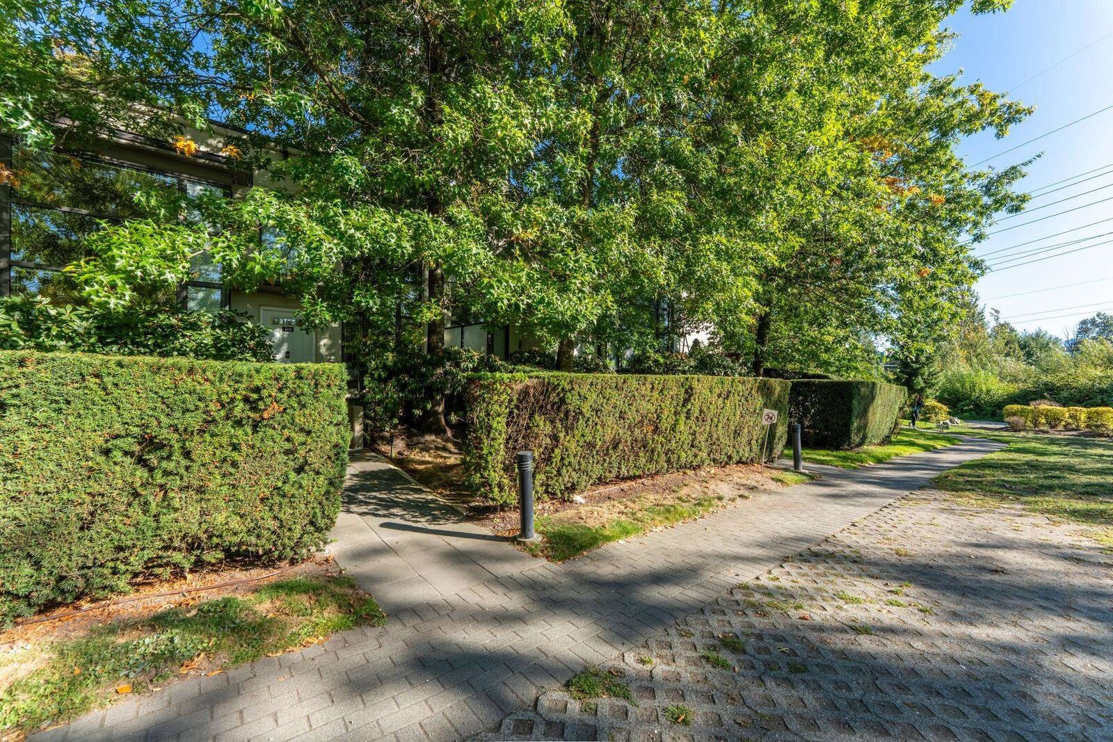 Property Photo:  4182 Dawson Street Th6  BC V5C 4B1 