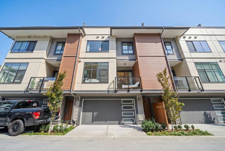Property Photo:  20849 78B Avenue 27  BC V2Y 0X6 