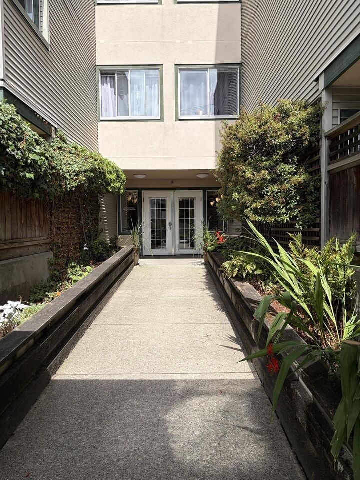 Property Photo: 509 Carnarvon Street 106 BC V3L 5S4